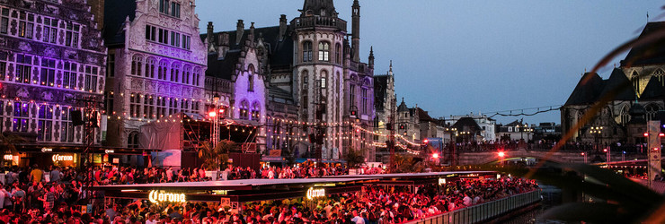 Ghent parties at nightfall